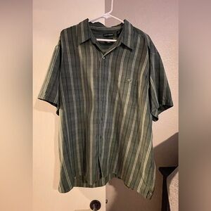 Haggar Casual Green Striped Button Down Shirt